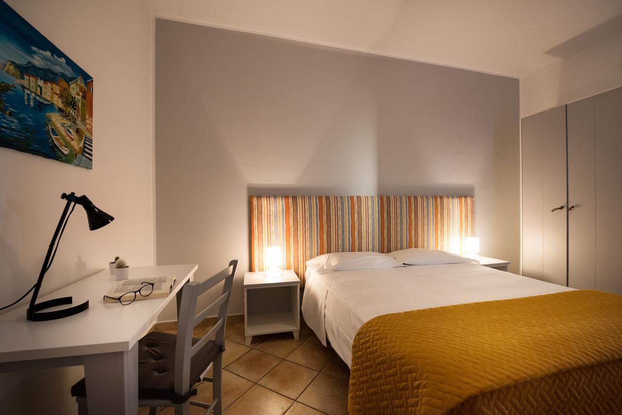 Bed and Breakfast Cabrera House Pozzallo Exterior foto